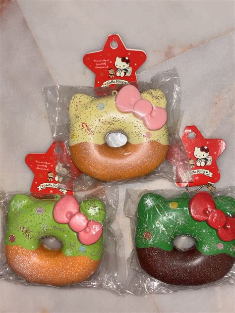 Hello Kitty Squishy Christmas Edition Set, Hobbies & Toys, Toys & Games ...