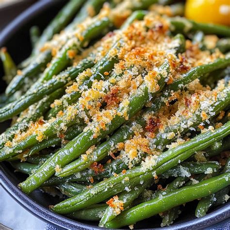 Crispy Garlic Parmesan Green Beans