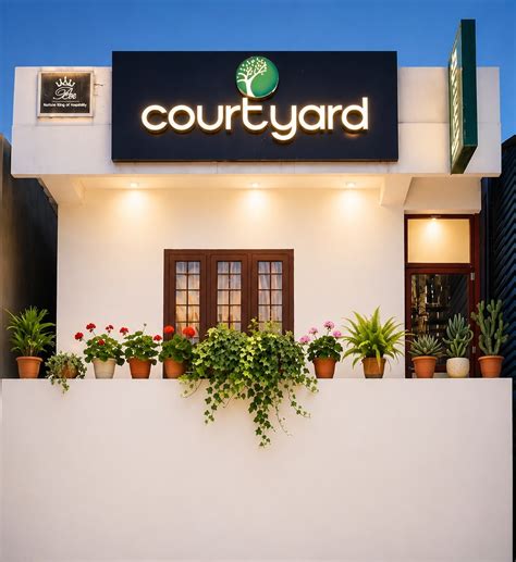 Courtyard Residency 𝗕𝗢𝗢𝗞 Thekkady Homestay