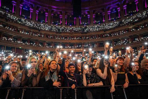 Even health wobbles couldn’t keep Garbage down at emotional charity gig