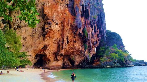 NEENA S HOSTEL (Ban Thung) - Hostel Reviews, Photos, Rate Comparison ...