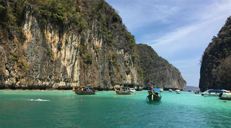 BAD BOYS GUESTHOUSE PATONG (Phuket) - Guesthouse Reviews & Photos ...