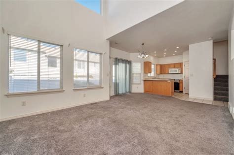 4112 W 4645 S Off-Campus Housing, West Valley City, UT