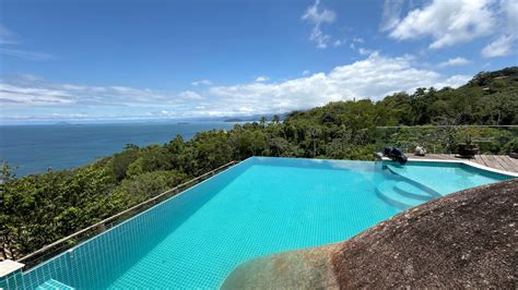 Suite 04 high-end house in Ilhabela - Houses for Rent in Ilhabela, São ...