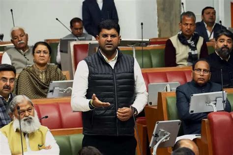 Dushyant seeks CBI probe into 'confrontation' by Hry cops