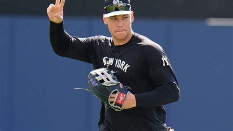 Aaron Judge shines in spring debut with two home runs