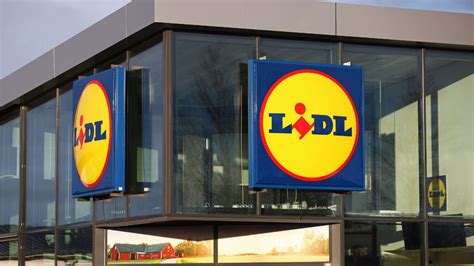 Lidl : « J’étais déshydraté », un caissier licencié pour avoir bu une ...