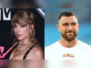 Taylor Swift spotted with dad Scott in NYC amid Travis Kelce wedding ...