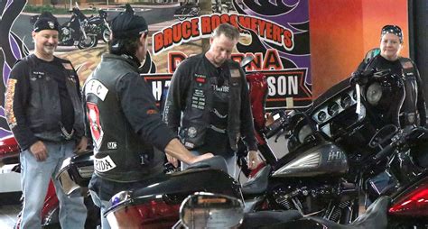 5 must-do experiences for Daytona Biketoberfest 2021
