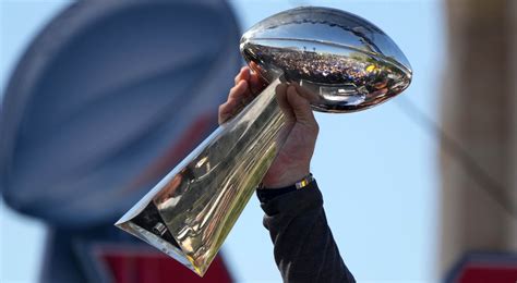 Super Bowl Champions Steve McMichael Diagnosed With CTE