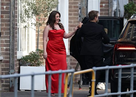 The MAFS cast arrive for yet another dinner party. Thoughts and prayers ...