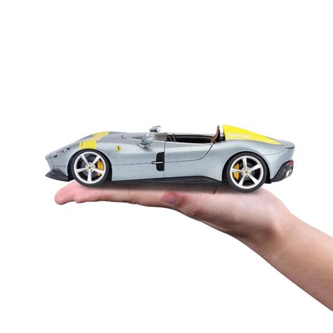Bburago Ferrari Monza SP1 1:24 Diecast Model – Official Licensed Icona ...
