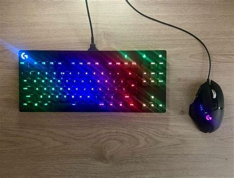 Logitech G PRO Gaming-Set – Tastatur + G502 HER... | markt.de