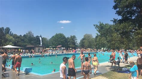 EMERALD APARTMENTS (Dunajska Streda) - Apartment Reviews & Photos ...