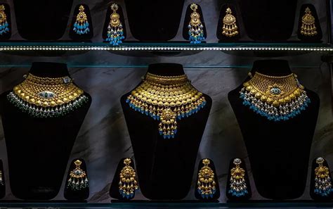 Gold steady across cities as silver softens