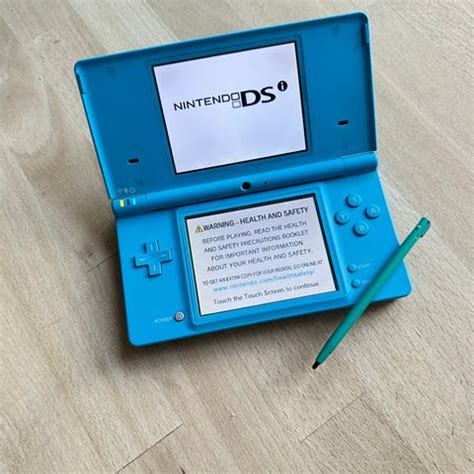 Nintendo DSi håndholdt konsol pink | DBA