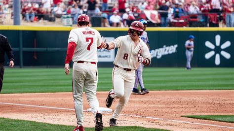 Arkansas baseball vs Stetson live score updates, highlights