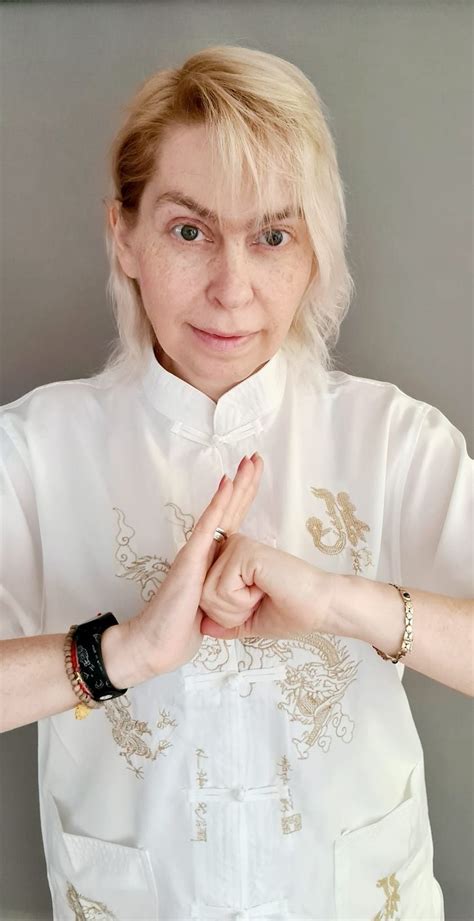 Давайте позаботимся о наших лёгких и уберём состояние грусти. | Yulong ...