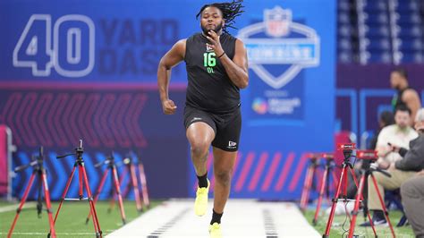 NFL Combine 2026 Features Historic 40-Yard Dash Times by Position ...