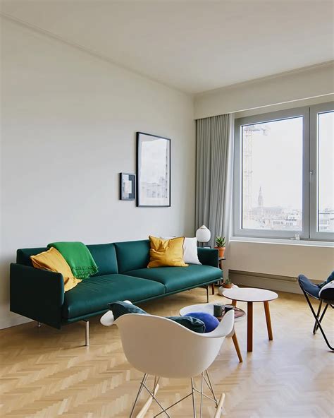 28 Small Living Room Ideas With Zero Tolerance for Awkward Furniture ...