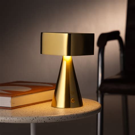 Chrome Portable Lamp vs Traditional Premium Table Lamps: A Modern Ligh ...