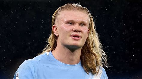 Barcelona 'ready' to launch transfer swoop for Erling Haaland or Julian ...