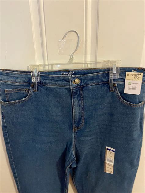 Terra & Sky Women’s Size 18W Straight Leg Jeans - New with Tags