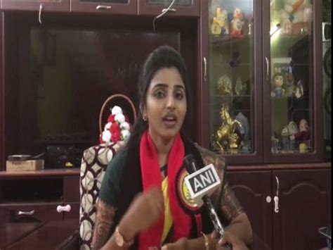 TN urban local body polls: Youngest woman candidate in Madurai ...