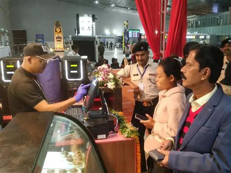 UDAN Yatri Cafe: List of Indian airports where you can get samosa, chai ...