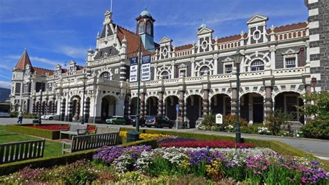 Dunedin 3 Days / 2 Nights Package with the Iconic Taieri Gorge Railway ...