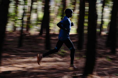 Runner Comes Excruciatingly Close to Breaking Two-Hour Marathon Barrier ...