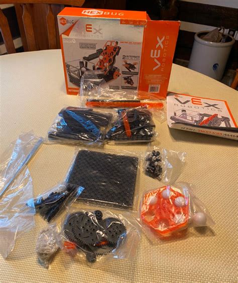 cyclewarehouse.online Hexbug Vex Robotics Hexcalator Ball Machine ...