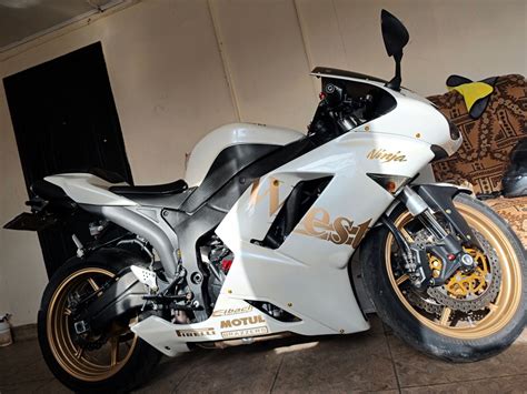 Kawasaki ZX6R an. 2008 cu rulaj 21000 km, 4800