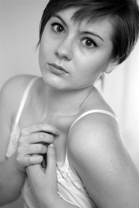 100 000+ Xnxx+girl+self+master banque d’images et photos libres de droit · Téléchargement ...