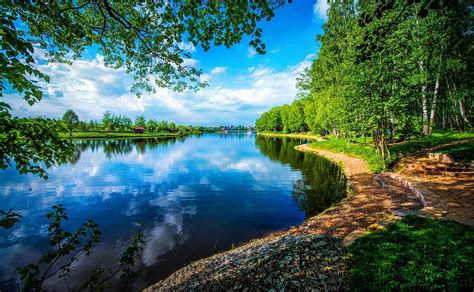 MOMENT HOUSE ON NOVOPEREDELKINSKAYA STREET (Rasskazovka) - Hotel ...