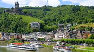 Explore Cochem in Germany’s Scenic Moselle Valley (4K)