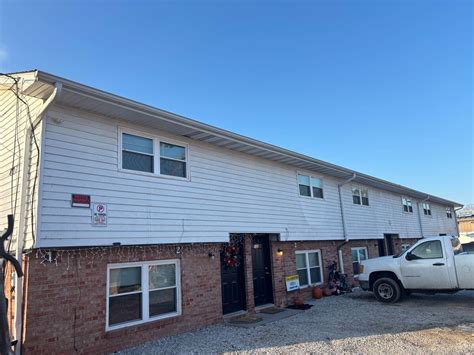 807 Washington Ave Unit 106 Off-Campus Housing, Columbia, MO