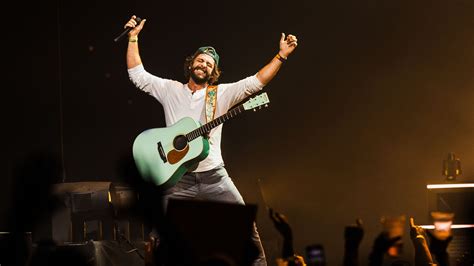 How to buy Thomas Rhett 2026 concert tickets, full tour schedule