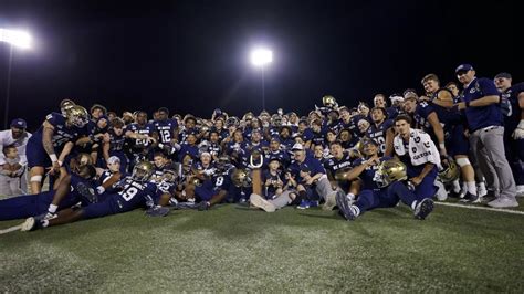 Hastings Tosses Fifth-Most Yards In Program History; No. 6 UC Davis Dominates Cal Poly On ...