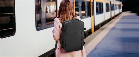 Amazon.com: HOMIEE 40L Travel Backpack TSA Approved Personal Item Bag ...