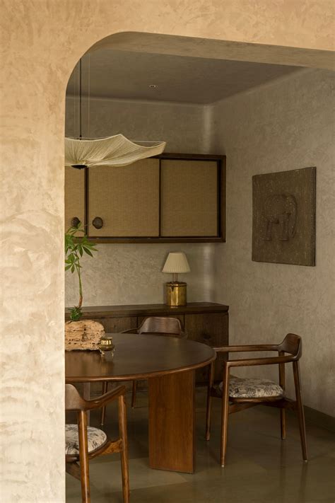 This 7,500-square-foot farmhouse in Raipur is a warm, tactile haven ...