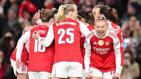 Arsenal and Wolfsburg secure first-leg victories in Women's Champions ...