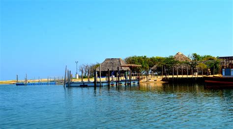 VHR RESIDENCY - G (Pondicherry) - Hotel Reviews & Photos - Tripadvisor