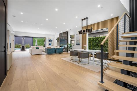 Protecting Your Floors from Water Damage | Your Local Flooring Retailer