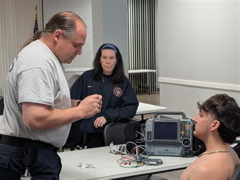 Members Train on BLS Skills and 12-Lead ECG Operations - Abingdon Fire ...