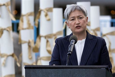 Australia foreign minister says China agrees to collaborate on jet fuel exports