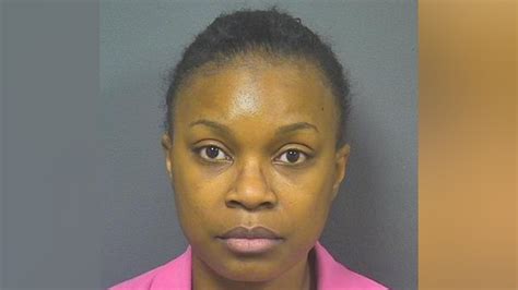 Woman gets probation for $52K SNAP benefits fraud