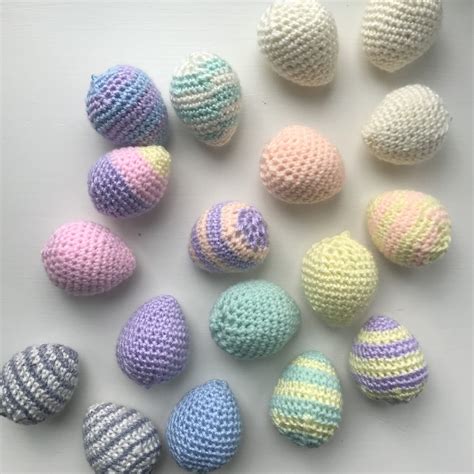 Bunny Tail Poms - Free Crochet Pattern
