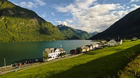Fjærland Fjordstove Hotel | Luxury Hotel in Norway | Off The Map Travel