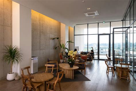 The INFJ Heyoka Empath: Mirror to the World